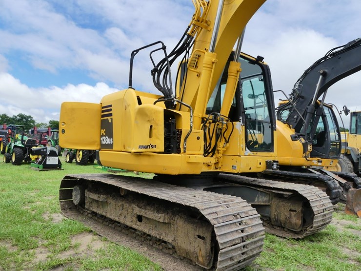 2012-komatsu-pc138-image-3