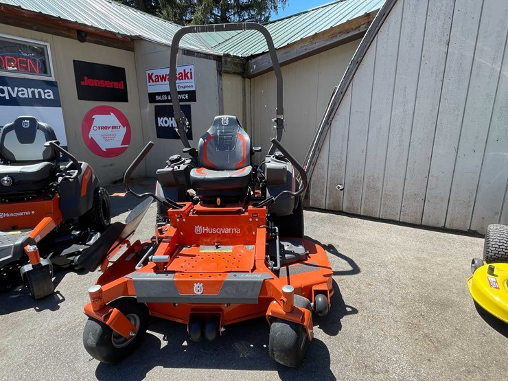 #6928-•-new-husqvarna-zero-turn-riding-lawn-mower-image-1
