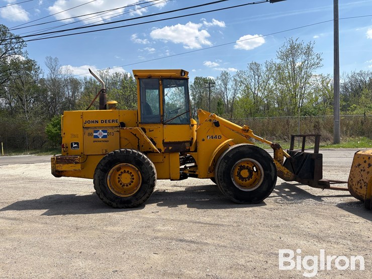 1986-deere-544d-image-4