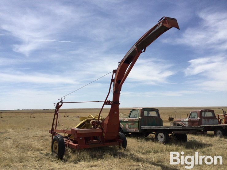 new-holland-880-image-7