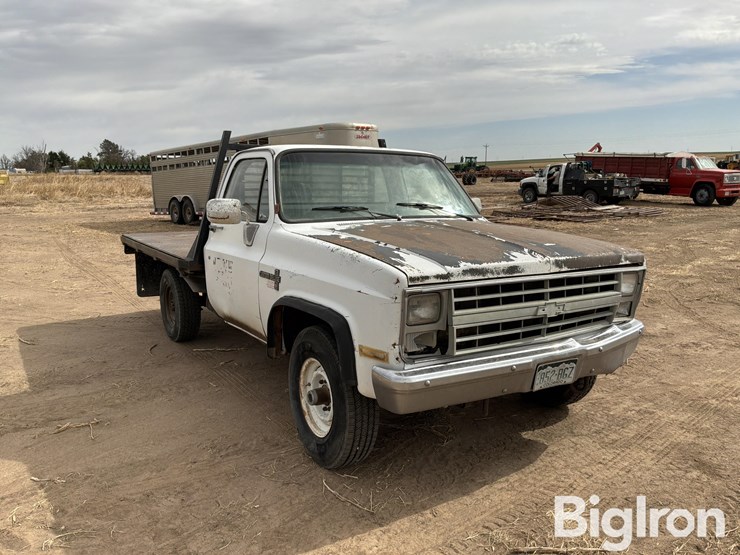1986-chevrolet-2500-image-3