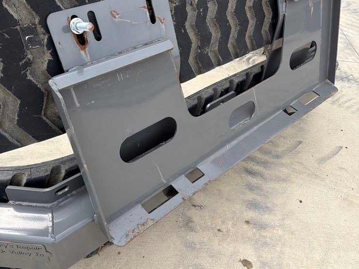 terry-repair-104”-wide-skidloader-pusher----1-owner-image-9