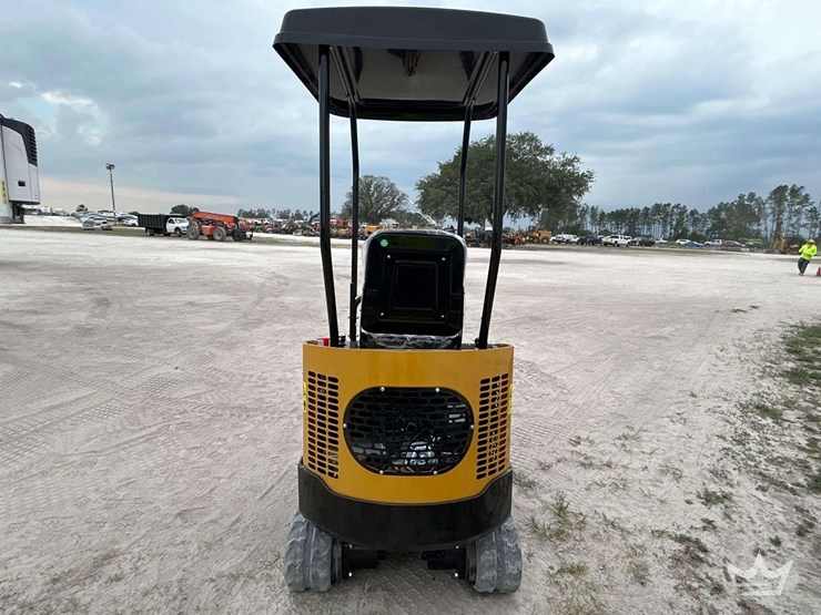 2026-cfg-industrial-h13r-mini-excavator-image-17