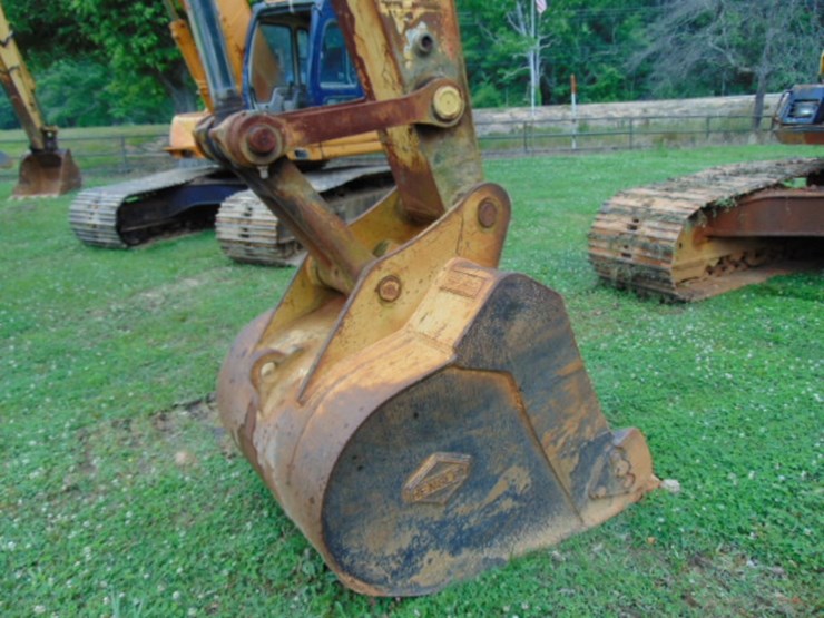 komatsu-pc200-lc-3-image-2
