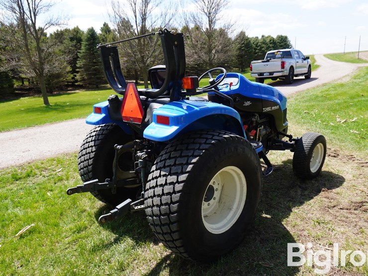 new-holland-tc45d-image-5