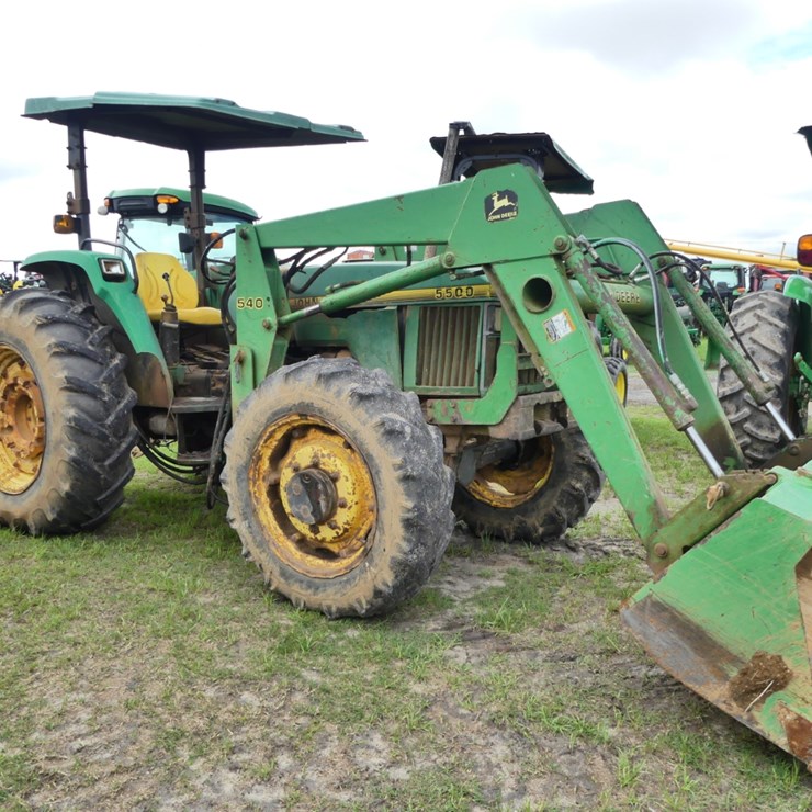 JOHN DEERE 5500