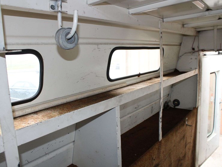 1982-ford-ecoline-work-truck-e-350-1fdje37g6cha21219-mileage:-39415-image-13