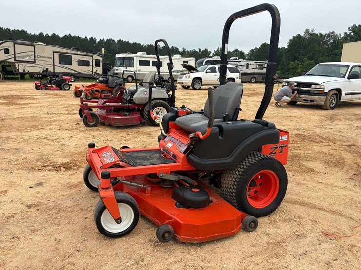 badboy-elite-60"-zero-turn-mower-(676-hours)-image-1