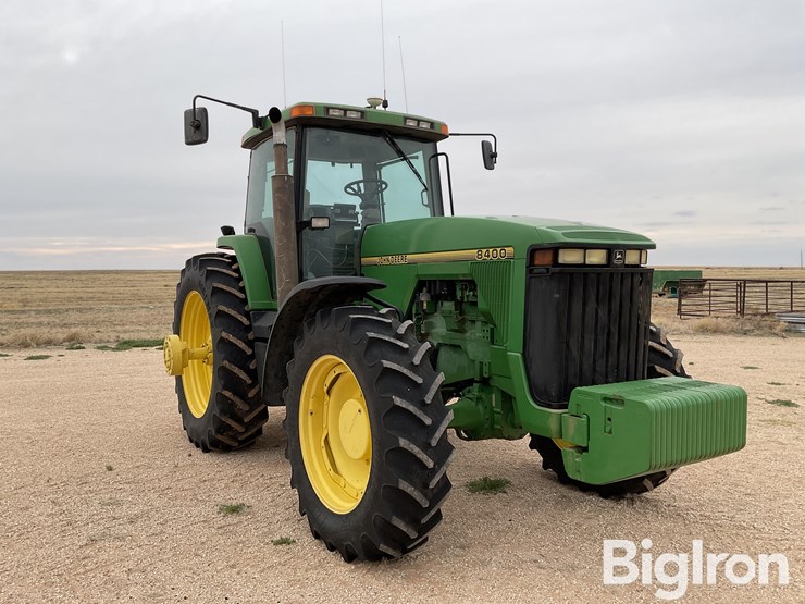 john-deere-8400-image-3