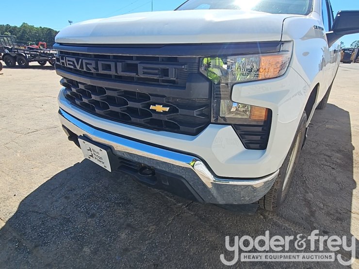 2022-chevrolet-1500-image-19