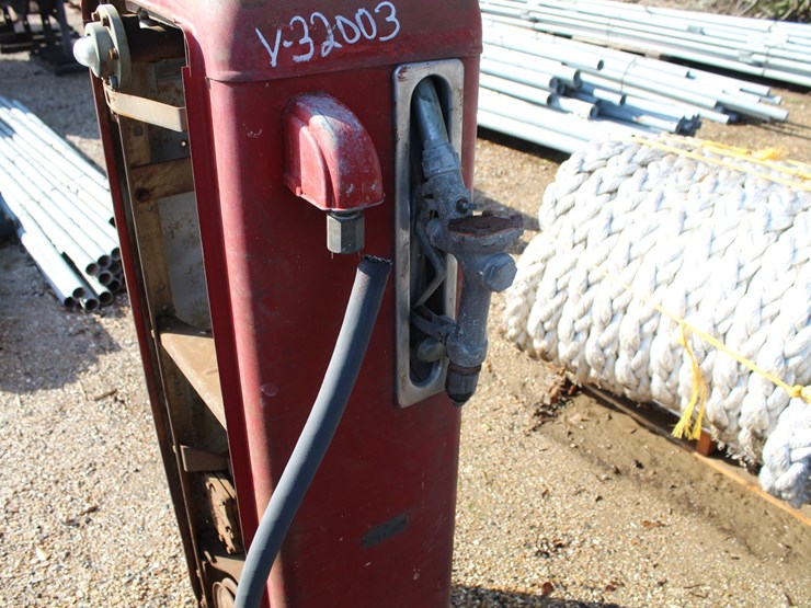 #5100-•-old-gas-pump-image-12