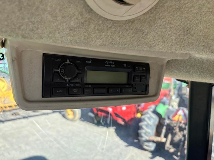 john-deere-6115d-image-20