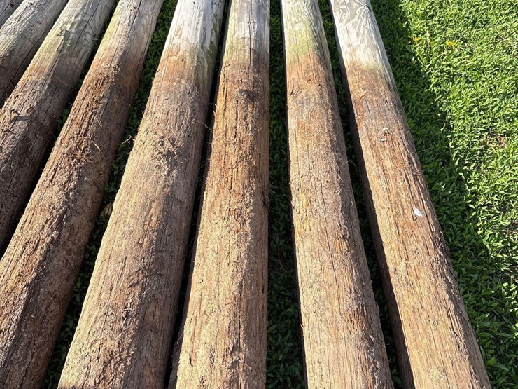12--wood-posts-image-2