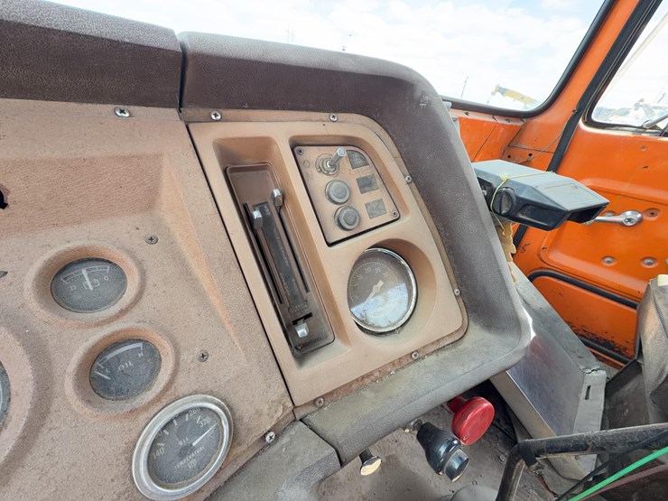 1980-caterpillar-3208-image-51