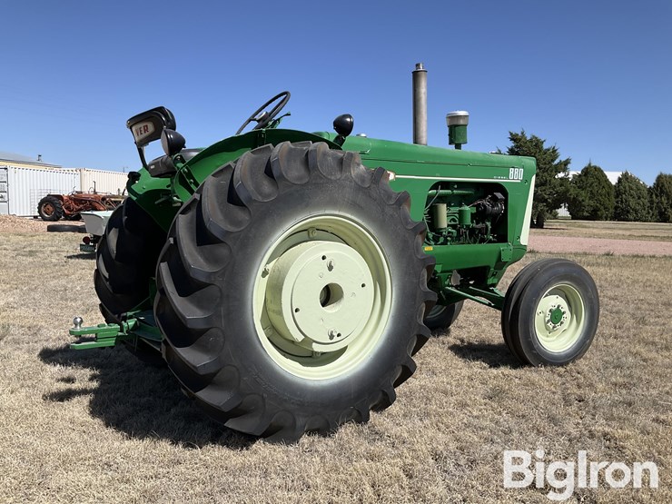 1958-oliver-880-image-5