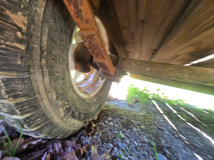 #24322-•-12'-flatbed-trailer-image-25