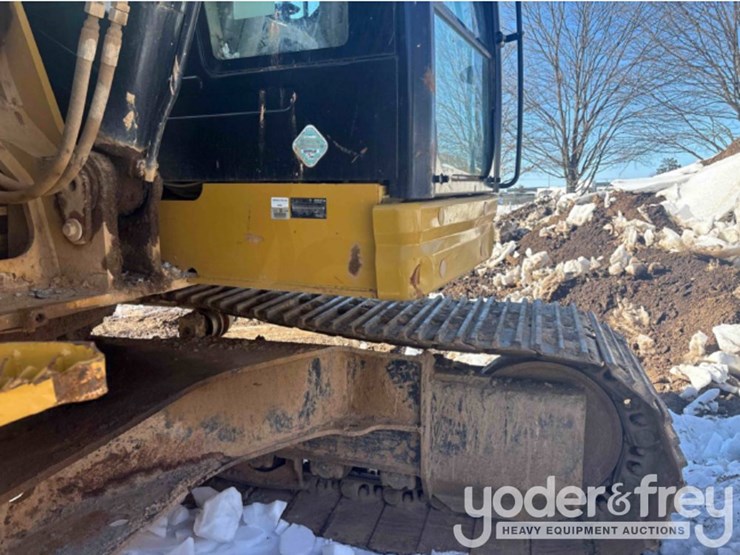 2018-caterpillar-335fl-image-7