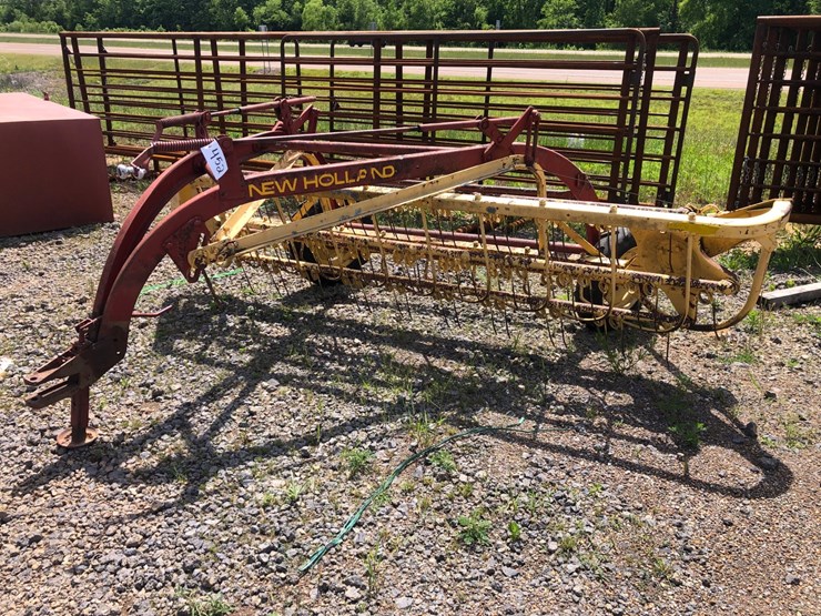 new-holland-256-image-1