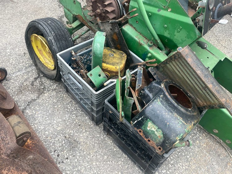 john-deere-110-image-19