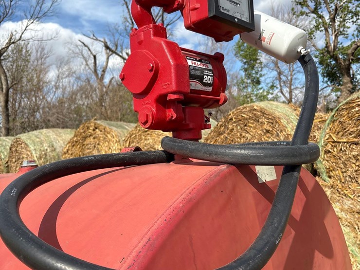 1000-gallon-diesel-fuel-tank-image-10