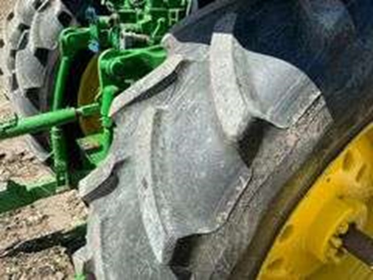 2013-jd-6125r-tractor,-mfwd,-1048-hrs.,-ivt-trans.,-3-hyd-remotes,-image-46