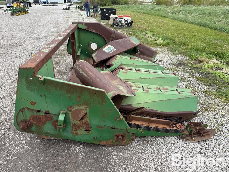 john-deere-453-image-4