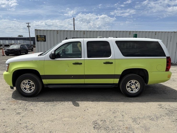 2007-chevrolet-suburban-2500-image-7
