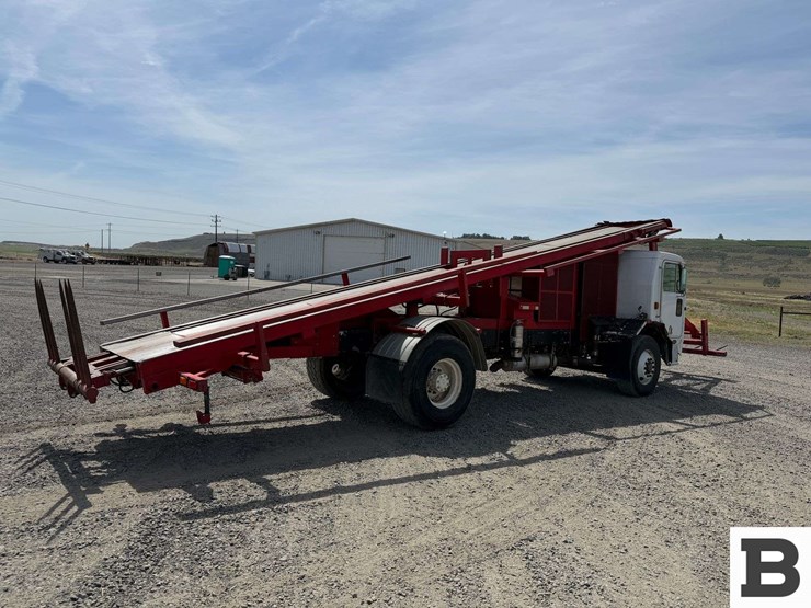 1994-peterbilt-320-image-6
