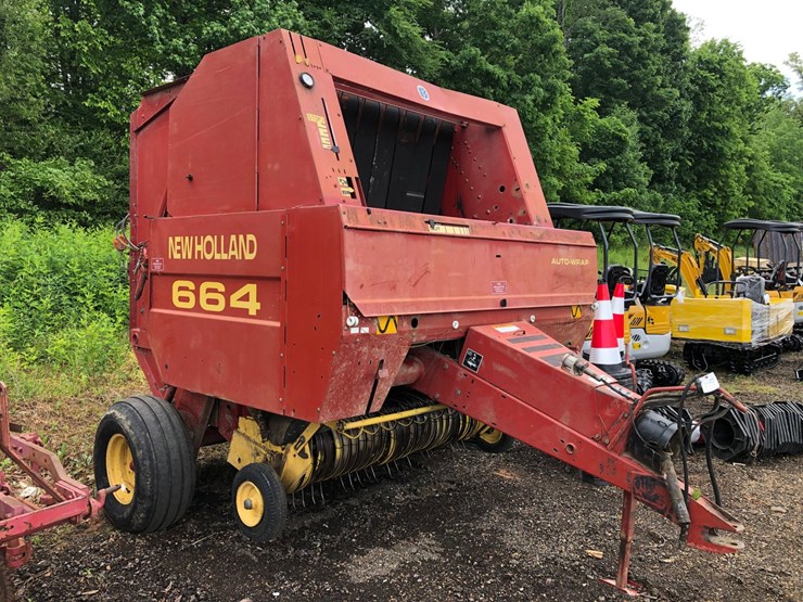 new-holland-664-image-2