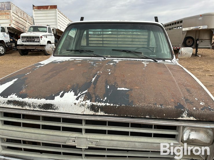 1986-chevrolet-2500-image-17