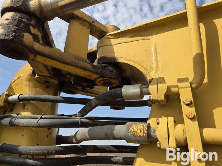 1979-caterpillar-613b-image-18