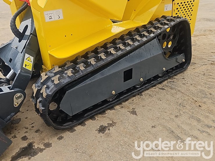 unused-2025-n480-rubber-tracked-ride-on-mini-skidsteer-loader,-canopy-3"-bucket-image-9