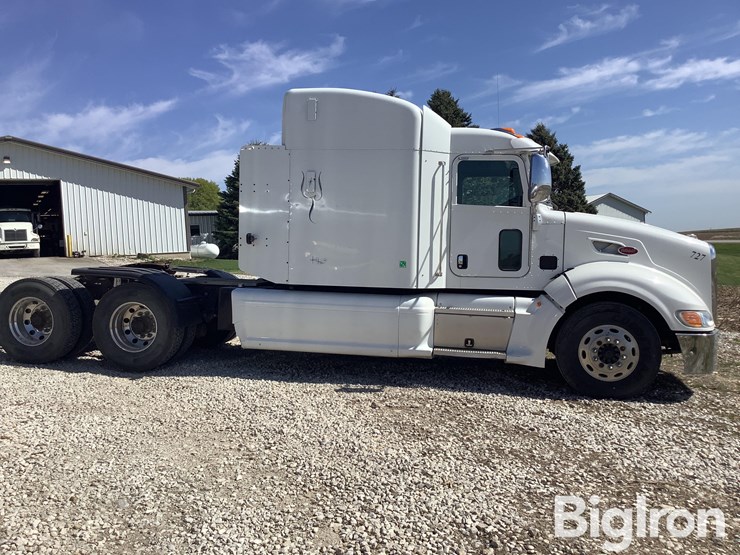 2013-peterbilt-386-image-4