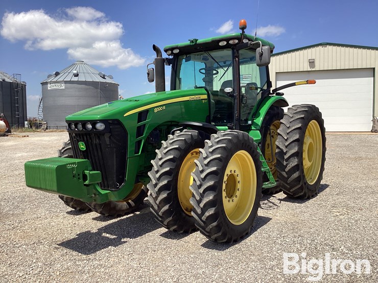 2009-john-deere-8320r-image-1