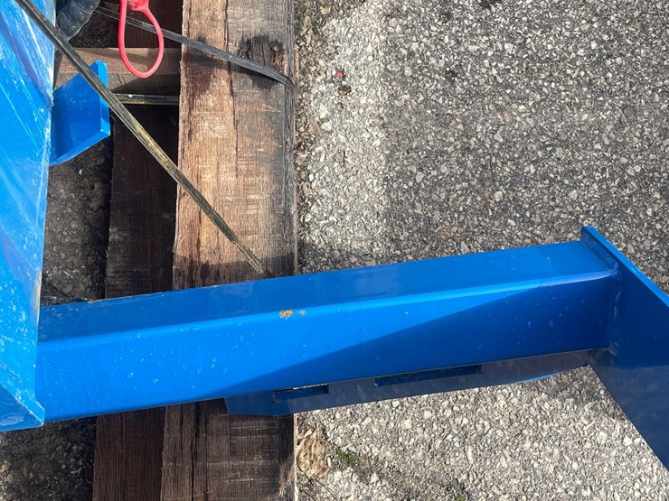 #9040-•-unused-skid-steer-mower-king-post-hole-auger-(o11)-image-26