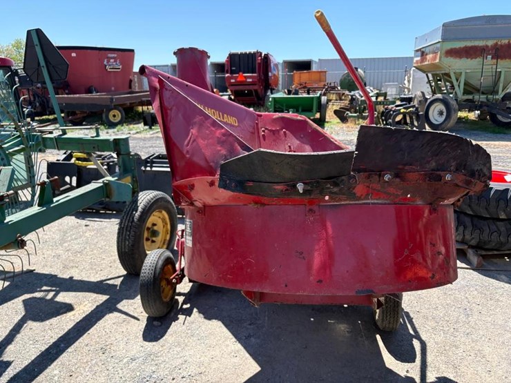 new-holland-40-image-4
