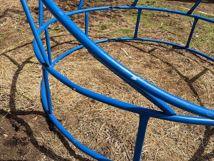 round-bale-feeder-image-6