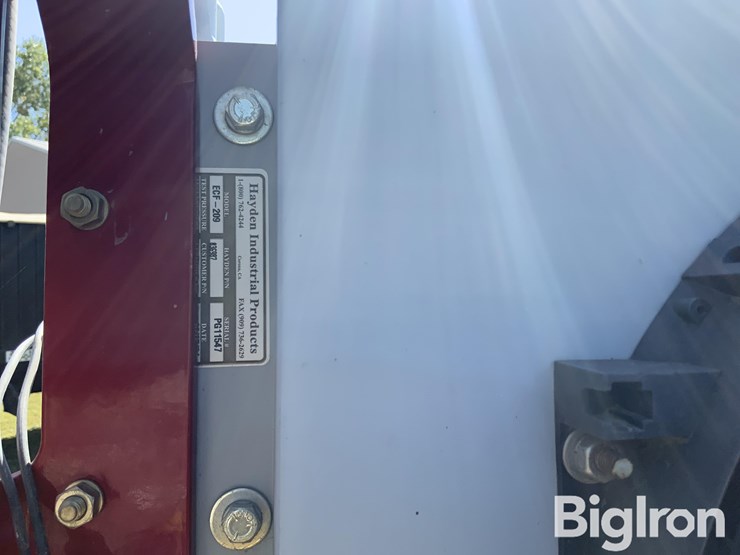 2002-case-ih-1200-image-16