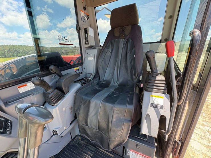 2018-kubota-kx080-4-image-9