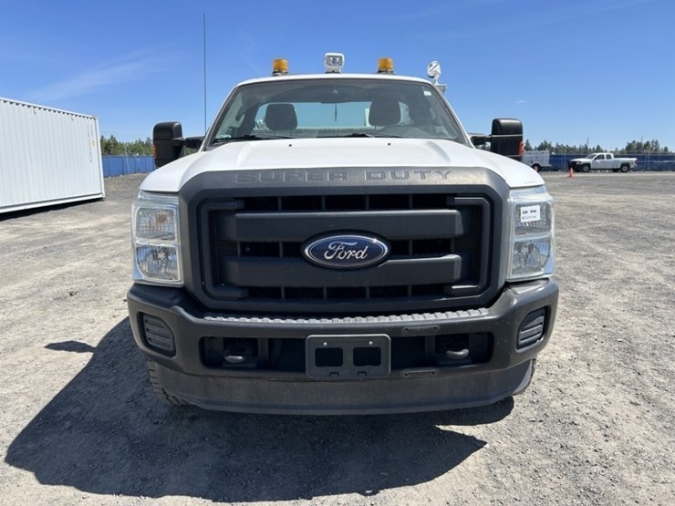 2016-ford-f350-sd-image-8
