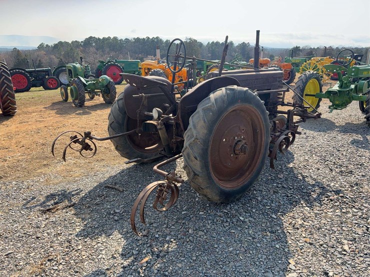 john-deere-h-image-5