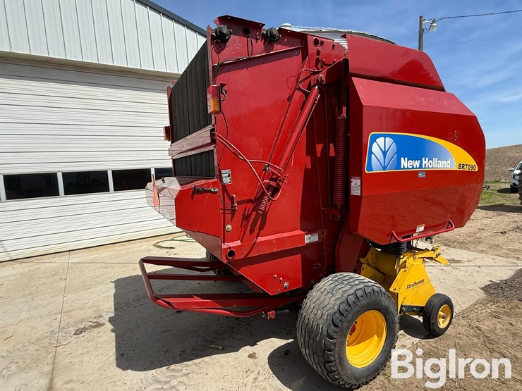 2009-new-holland-br7090-image-5