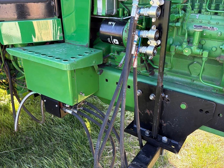 john-deere-4650-image-17