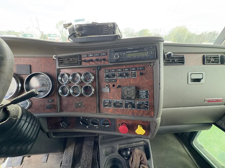 2006-kw-t800-sleeper-image-58