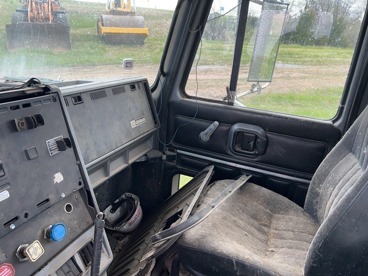 2000-mack-ch613-image-24