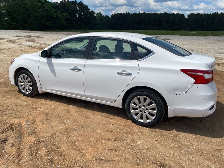2017-nissan-sentra-4-door-sedan-(130,684-miles)-image-2