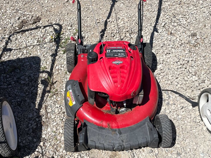 #6989-•-troy-bult-lawn-mower-image-3