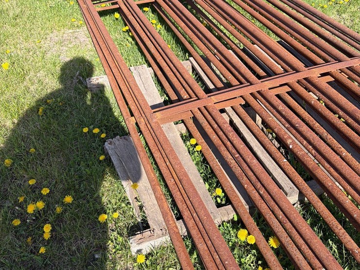 5-20ft-sections-of-continuous-fencing-image-4