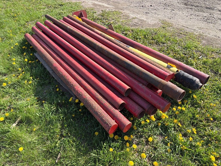 18-metal-fence-poles-image-1