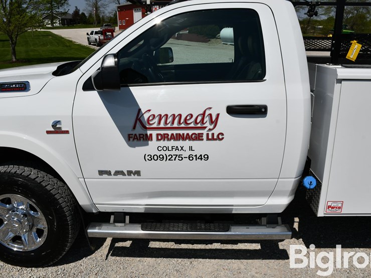 2022-dodge-3500-image-15